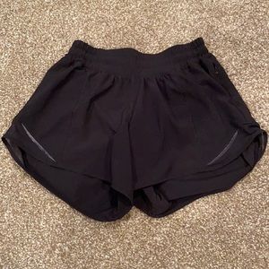 lululemon hotty hot shorts 2.5 inch inseam